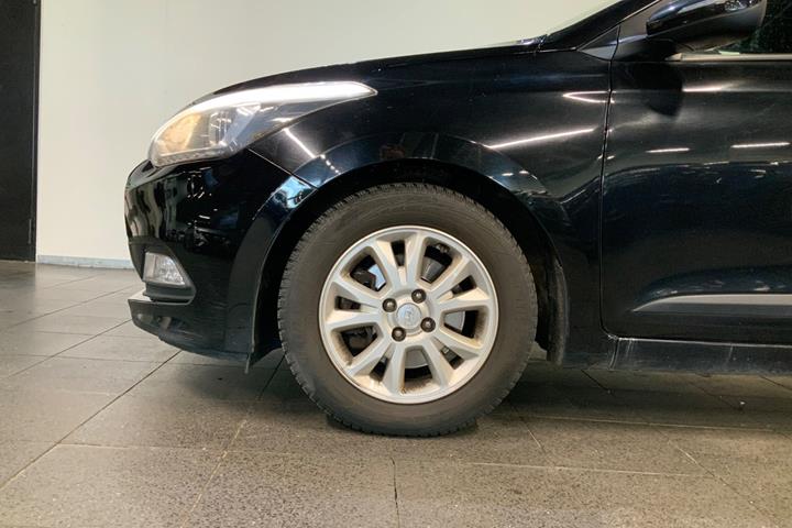 Sort Hyundai i20 fra 2016