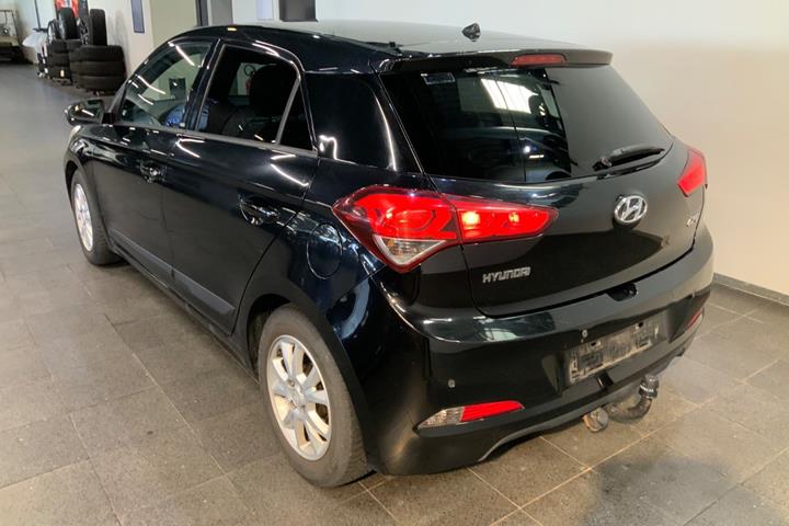 Sort Hyundai i20 fra 2016