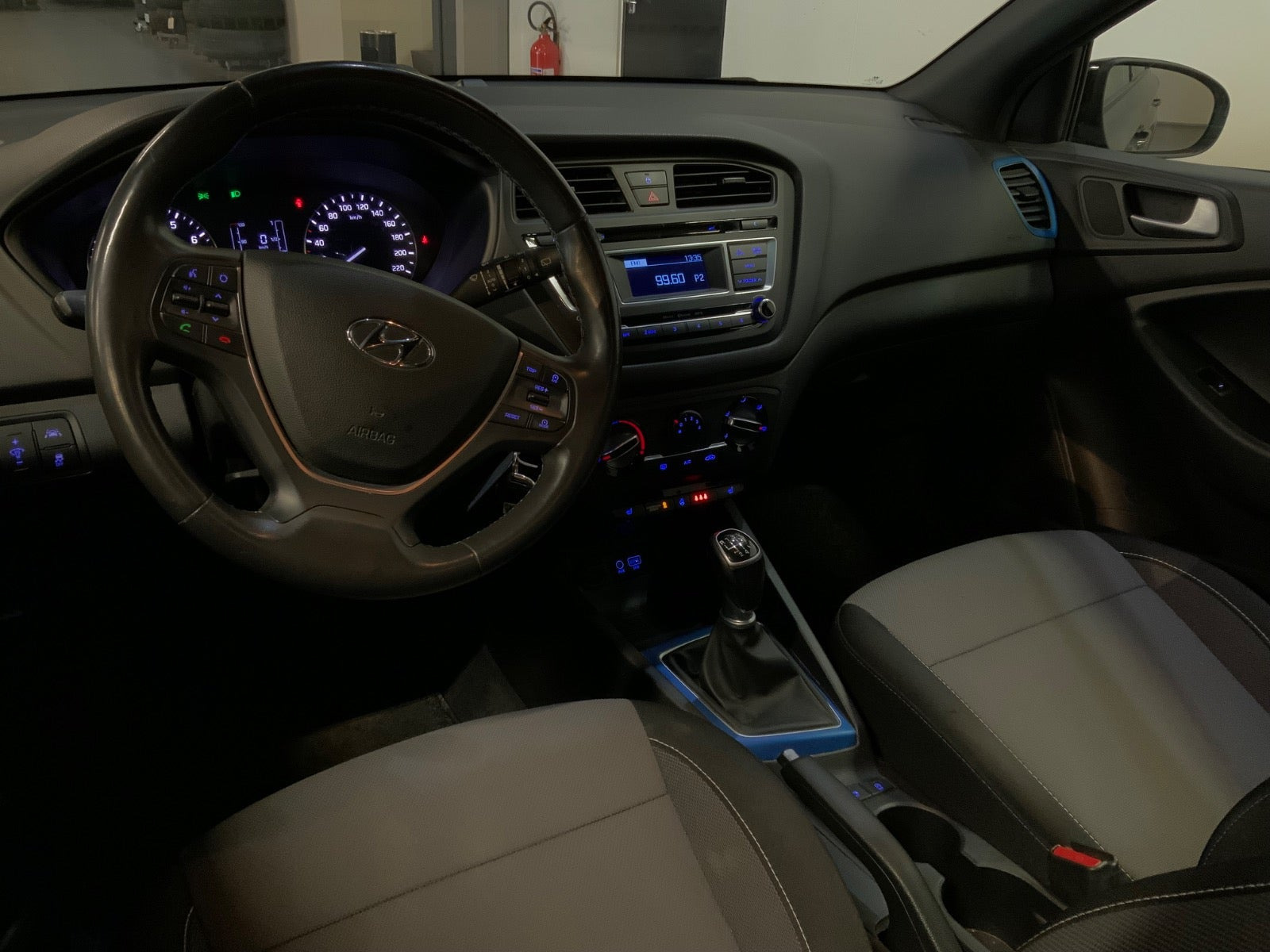 Sort Hyundai i20 fra 2016
