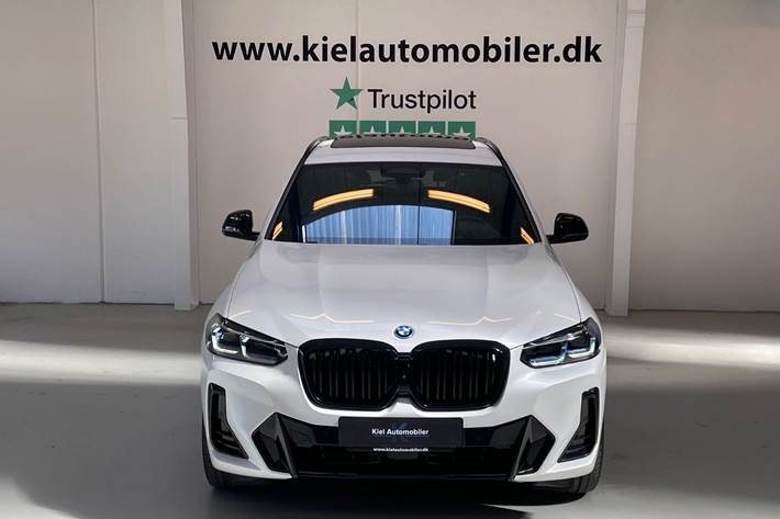 Hvid BMW iX3 fra 2023