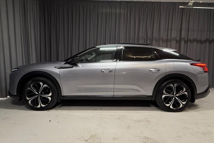 Sølv Citroën C5 X fra 2022