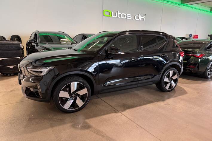 Sort Volvo XC40 fra 2023