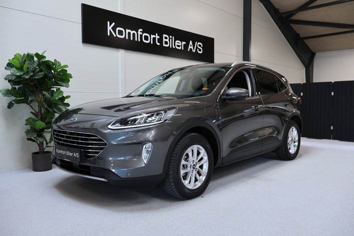 Grå Ford Kuga fra 2021
