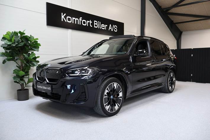 Sort BMW iX3 fra 2022