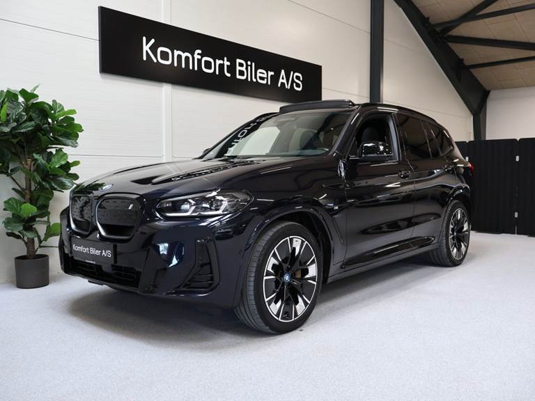 BMW iX3 Charged Plus M-Sport