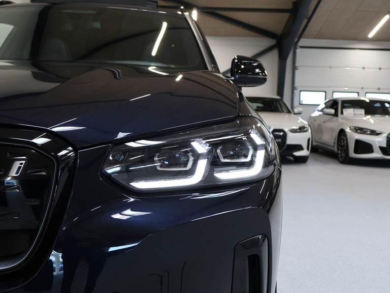 BMW iX3 Charged Plus M-Sport