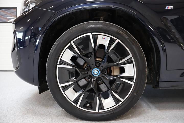 Sort BMW iX3 fra 2022