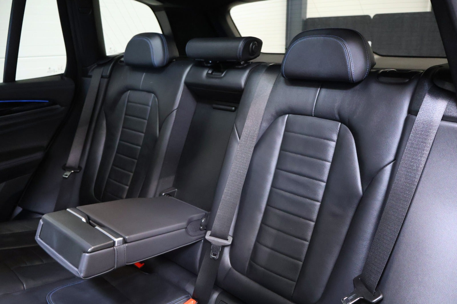 Sort BMW iX3 fra 2022