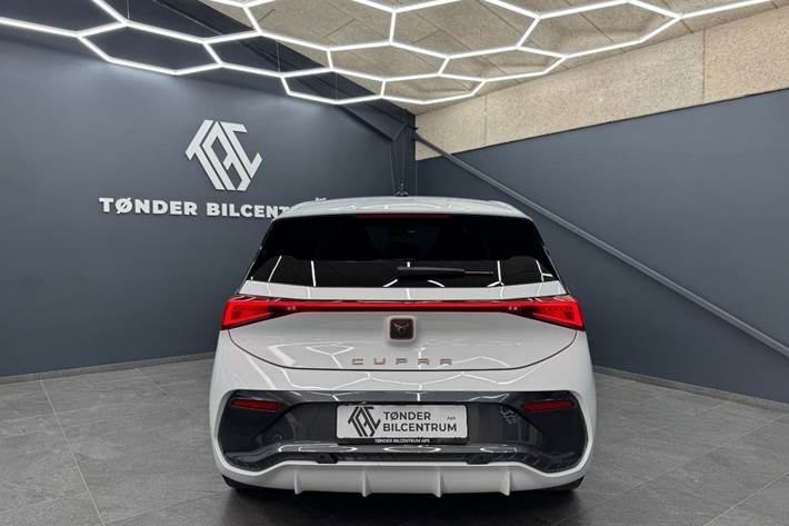 Hvid Cupra Born fra 2026