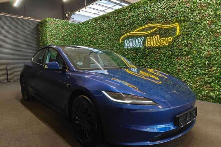 undefined Tesla Model 3 fra 2023