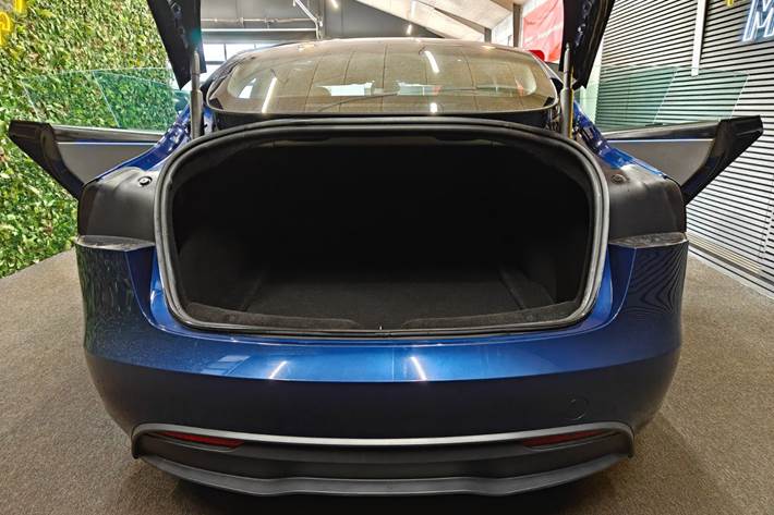 undefined Tesla Model 3 fra 2023