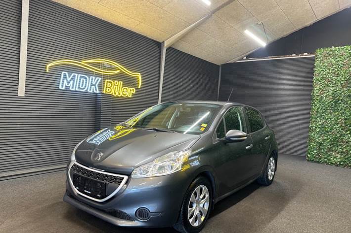 undefined Peugeot 208 fra 2012