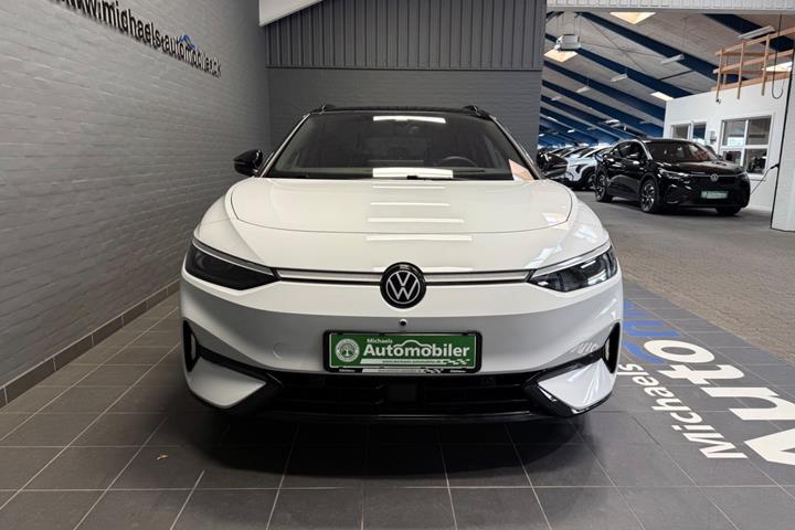 Hvid VW ID.7 fra 2025