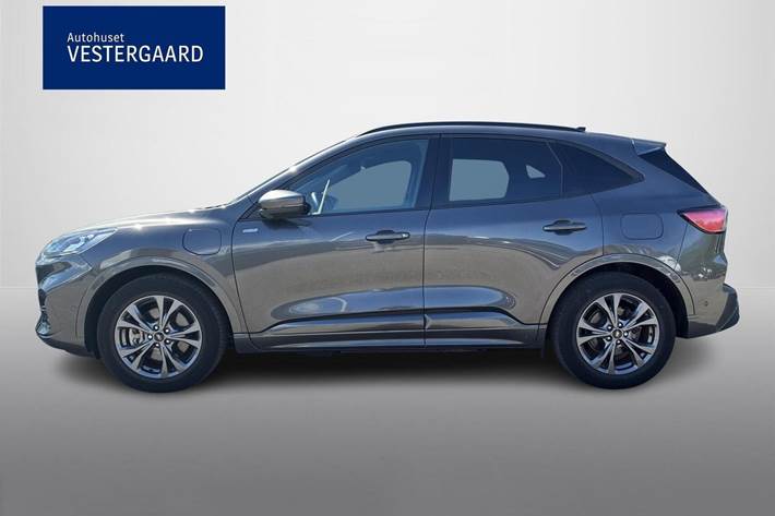 Grå Ford Kuga fra 2020
