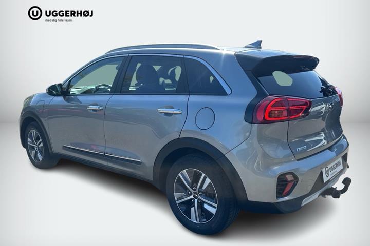 Grå Kia Niro fra 2021