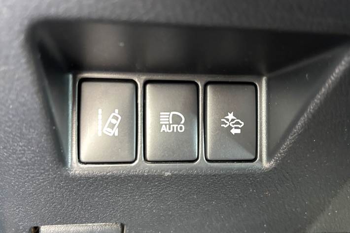 Blå Toyota Yaris fra 2018