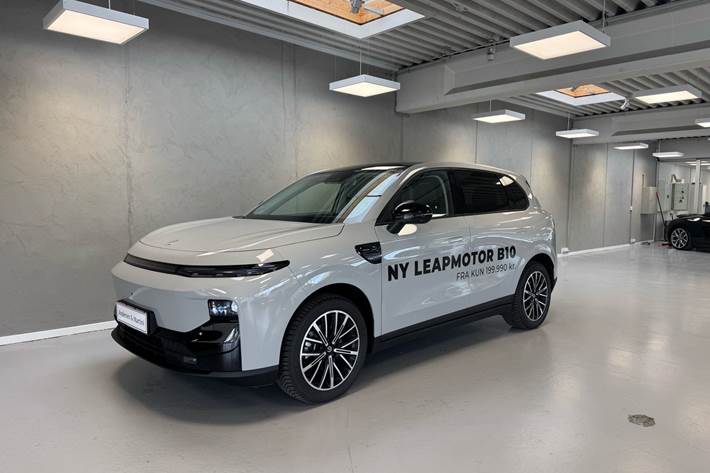 Grå Leapmotor B10 fra 2025