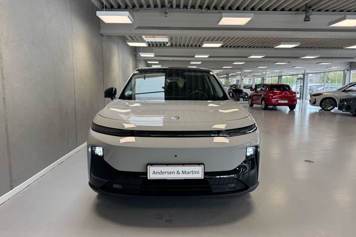 Grå Leapmotor B10 fra 2025