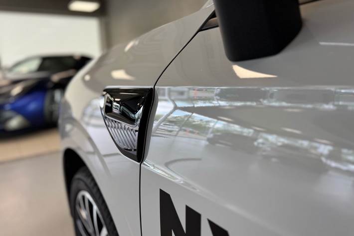 Grå Leapmotor B10 fra 2025