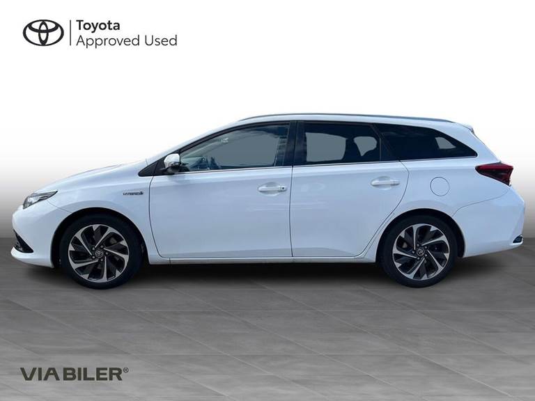Toyota Auris 1,8 Touring Sports Hybrid Pure Safety Sense 136HK Stc Aut.