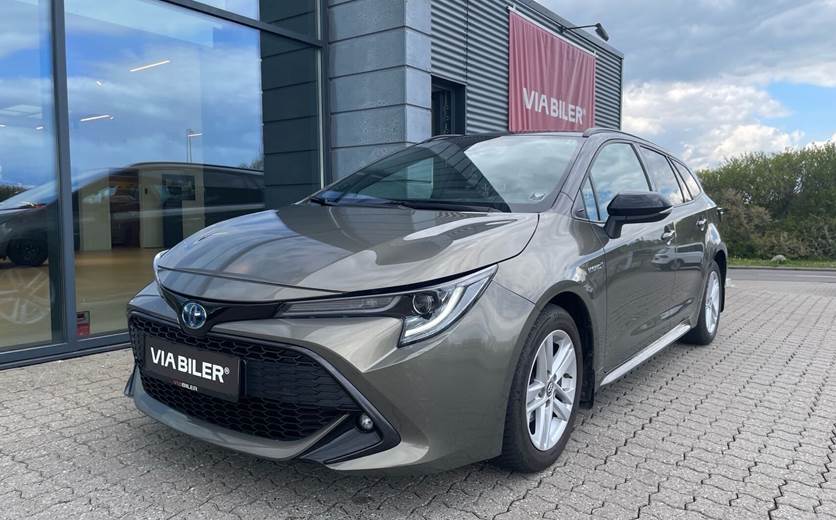 Toyota Corolla 1,8 Touring Sports Hybrid H3 Smart E-CVT 122HK Stc Trinl. Gear