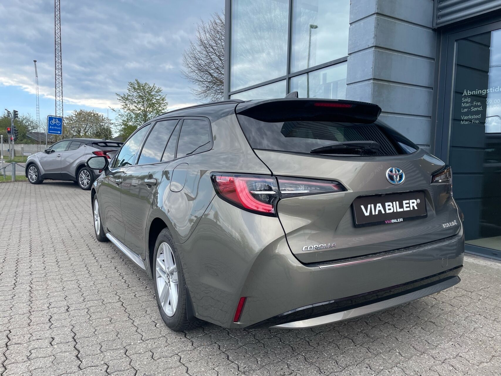 Bronze Toyota Corolla fra 2020