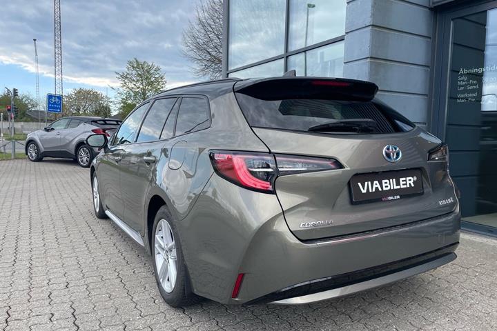 Bronze Toyota Corolla fra 2020