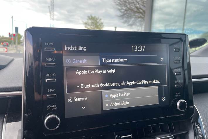 Bronze Toyota Corolla fra 2020