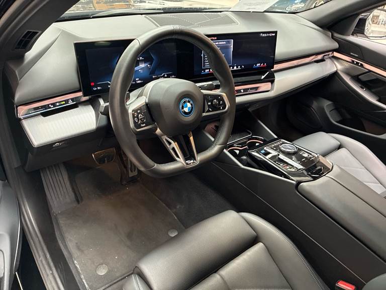 BMW i5 eDrive40 EL M-Sport 340HK Aut.