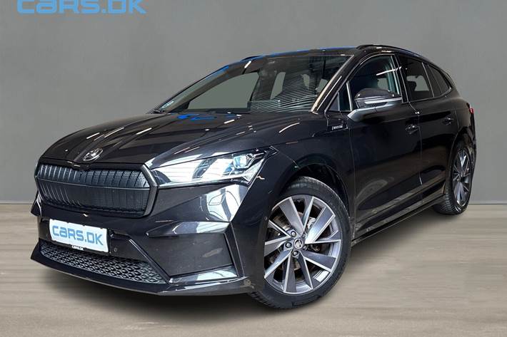 Sort Skoda Enyaq fra 2022 set udefra