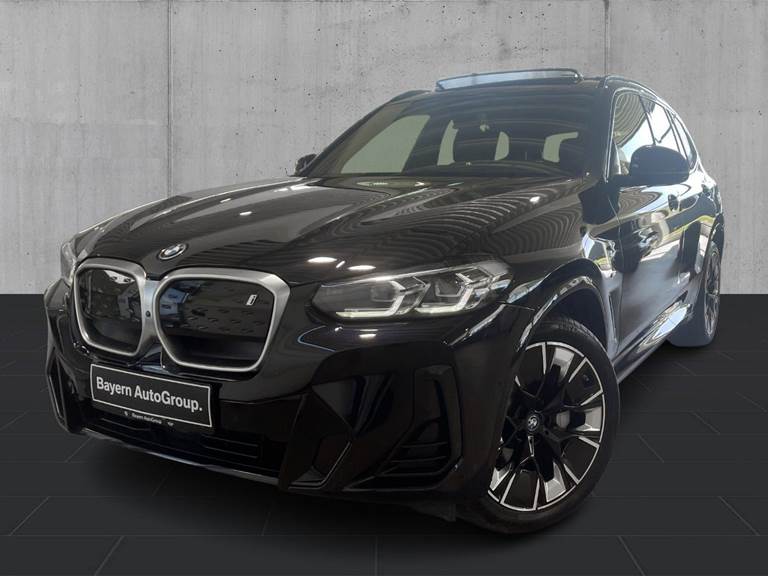 BMW iX3 Charged Plus M-Sport