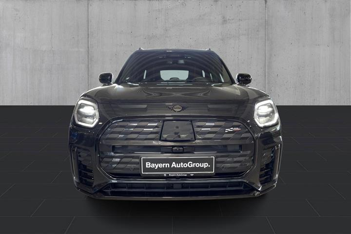 Grå Mini Countryman E fra 2025