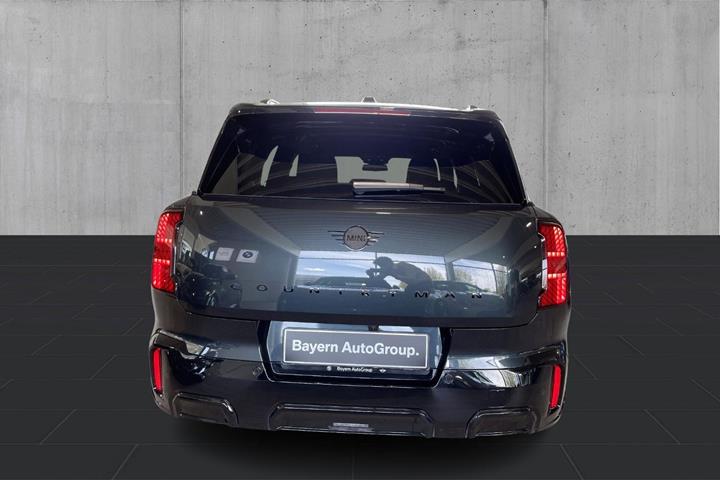 Grå Mini Countryman E fra 2025