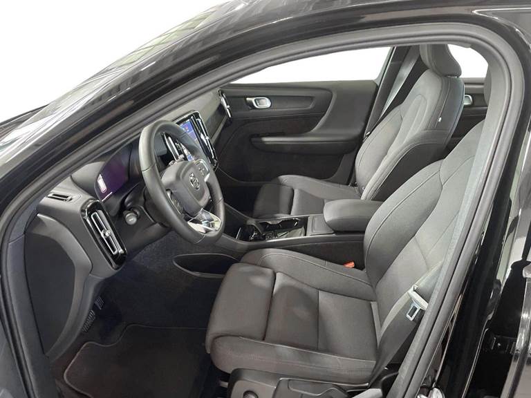 Volvo XC40 P6 ReCharge Core