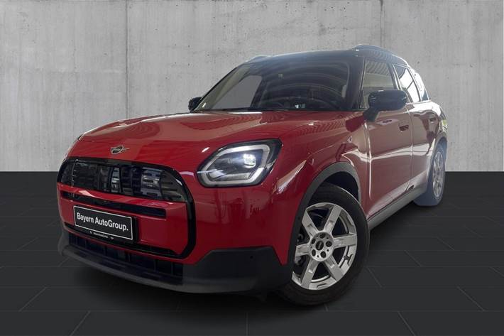 Rød Mini Countryman E fra 2025