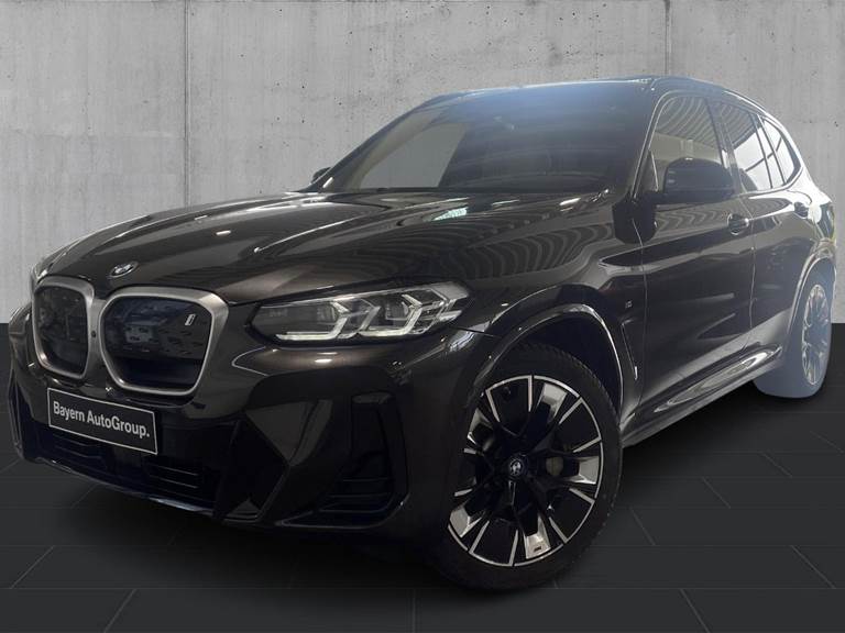 BMW iX3 Impressive M-Sport