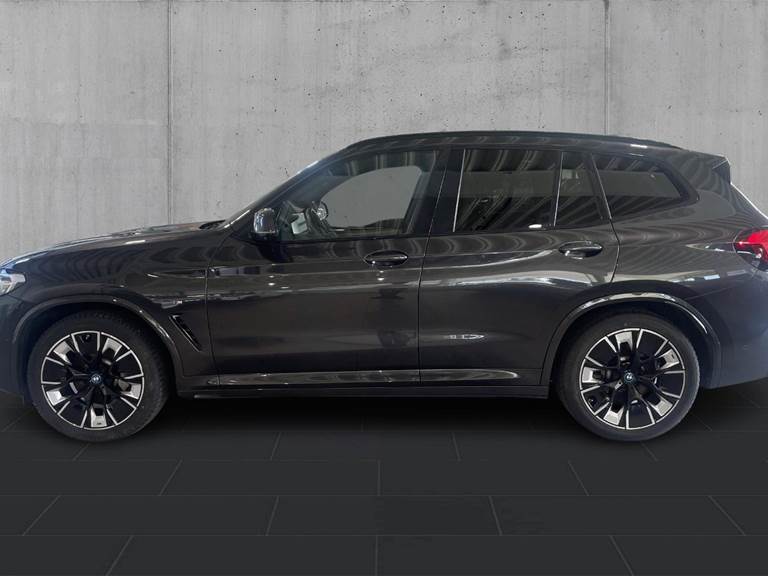 BMW iX3 Impressive M-Sport