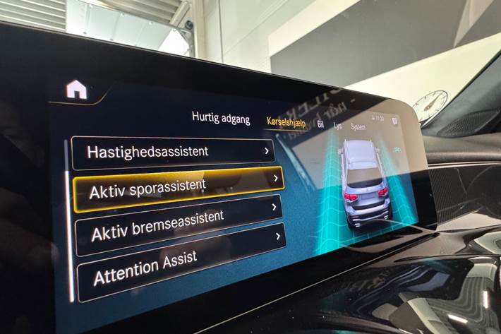 Sort Mercedes GLB200 d fra 2022