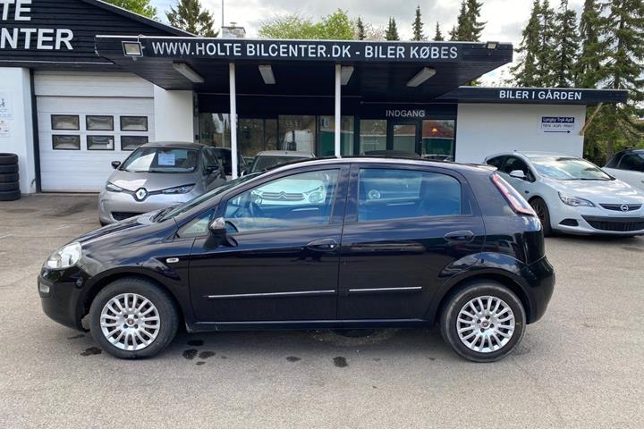 Grå Fiat Punto Evo fra 2010