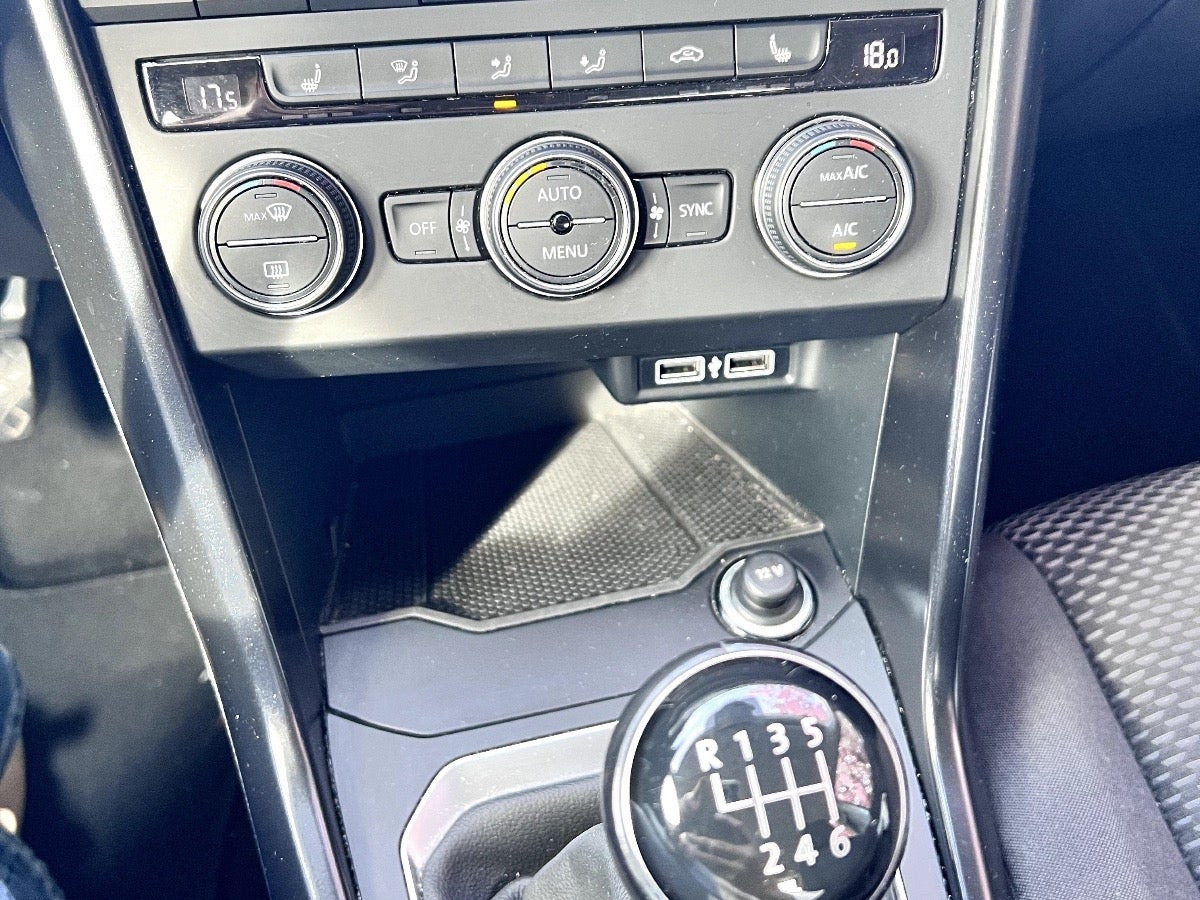 Hvid VW T-Roc fra 2018