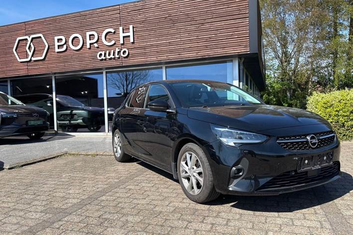 Sort Opel Corsa fra 2021 set udefra