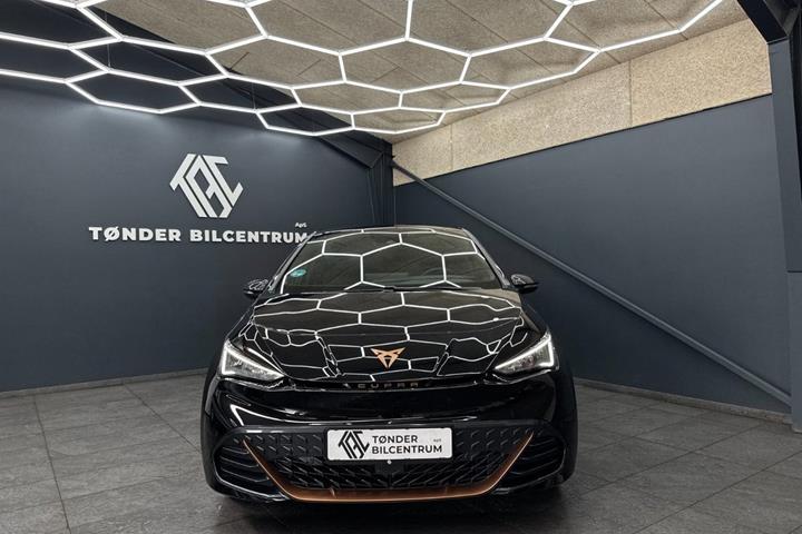 Sort Cupra Born fra 2026