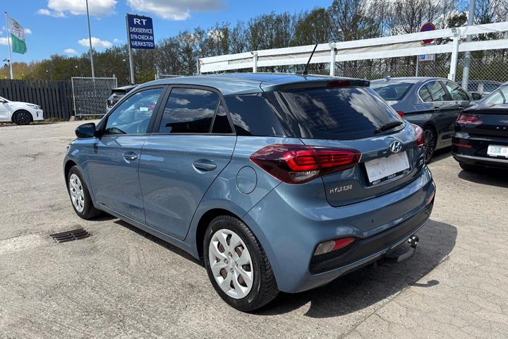 Hvid Hyundai i20 fra 2018