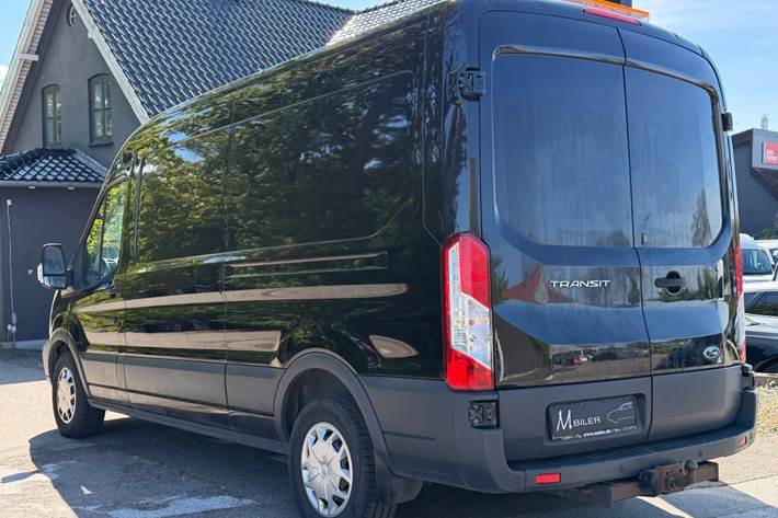 Sort Ford Transit 350 L2 Van fra 2017