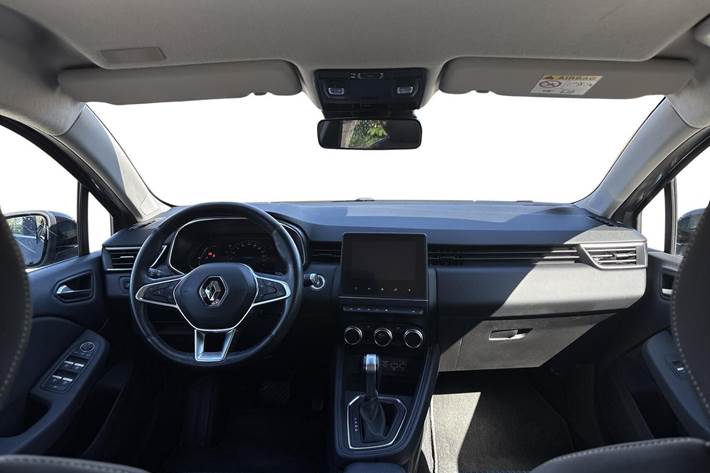 Grå Renault Clio V fra 2019