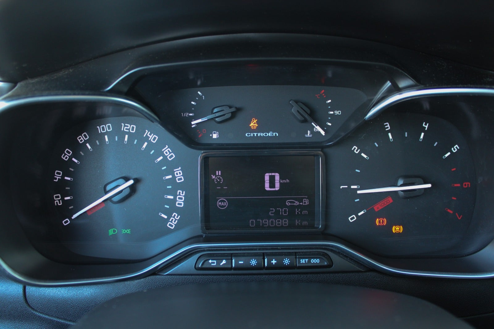 Beige Citroën C3 fra 2019