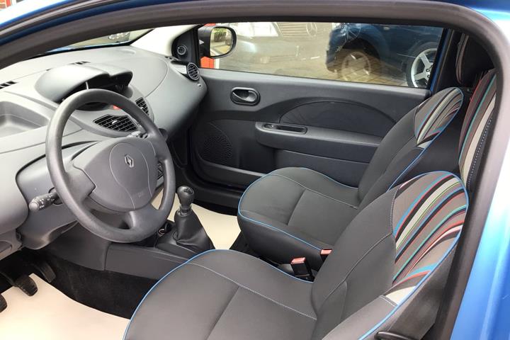 Blå Renault Twingo fra 2013