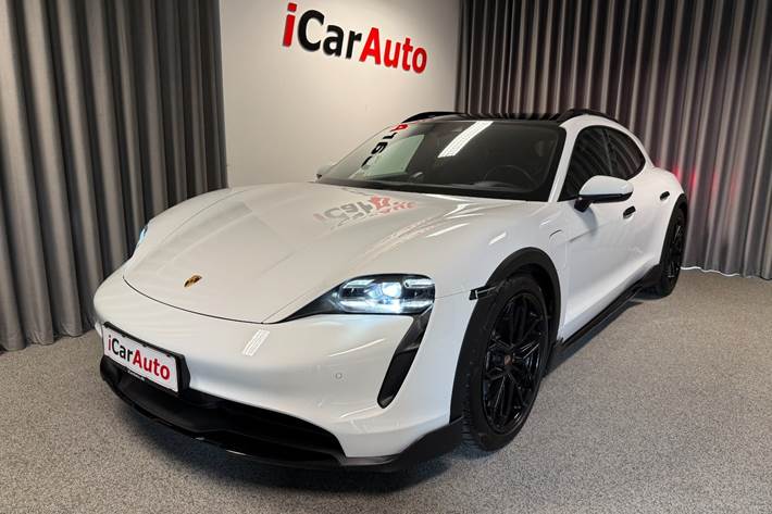 Hvid Porsche Taycan 4 fra 2022