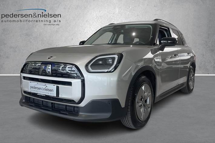Sølv Mini Countryman fra 2025