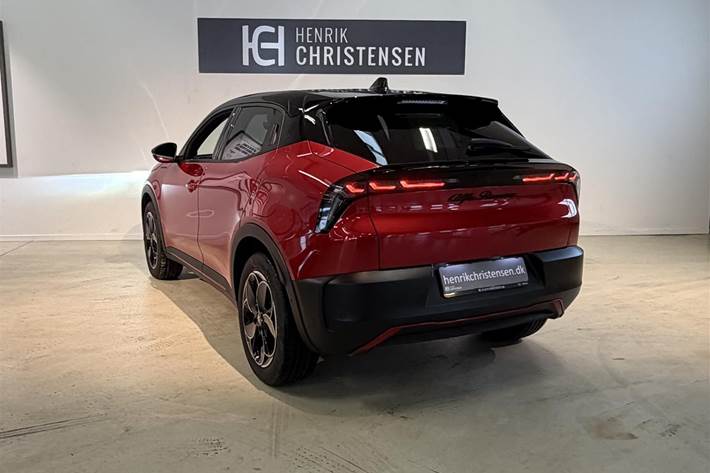 Rød Alfa Romeo Junior fra 2024